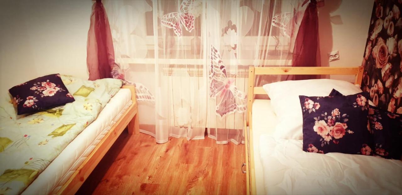 Apartament Wrzos Bieszczady Czarna  Εξωτερικό φωτογραφία